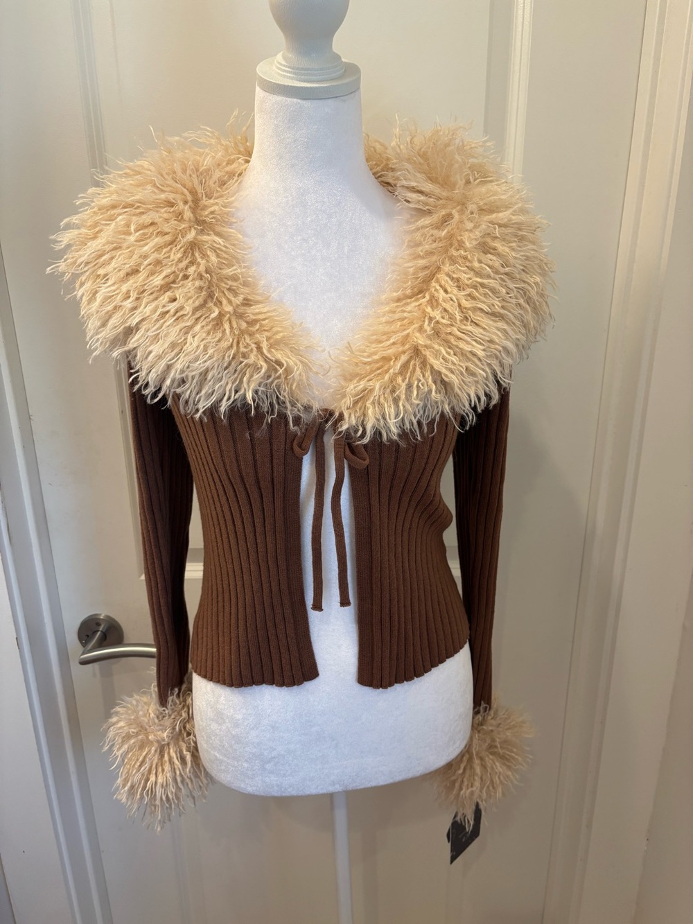 NWT Haute Hippie Cream faux fur Trim nutmeg Brown Ribbed penny lane Sweater- XS